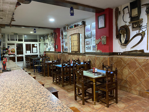 Información y opiniones sobre Bar Las Niñas de Olvera