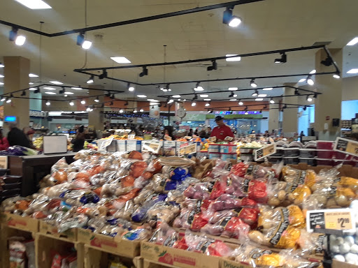 Grocery Store «ShopRite of White Plains», reviews and photos, 13 City Pl, White Plains, NY 10601, USA
