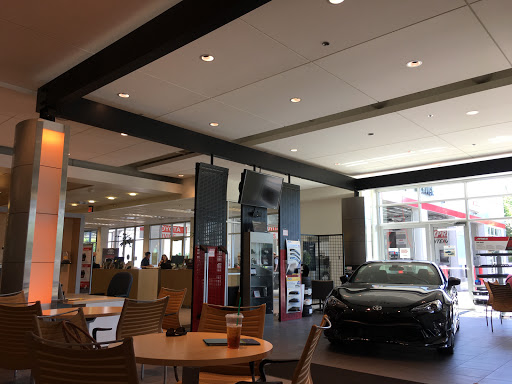 Toyota Dealer «Ron Tonkin Toyota», reviews and photos, 750 SE 122nd Ave, Portland, OR 97233, USA