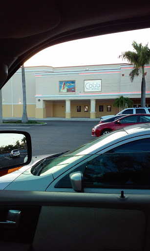 Movie Theater «Cobb Grand 18», reviews and photos, 17355 NW 59th Ave, Hialeah, FL 33015, USA