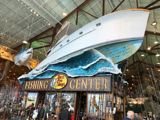 Sporting Goods Store «Bass Pro Shops», reviews and photos
