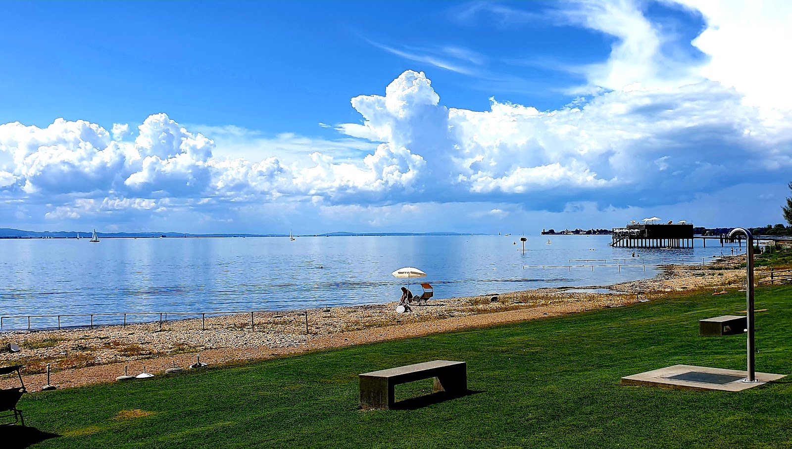 Fotografija Strandbad Lochau obmorsko letovišče območje