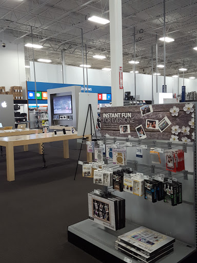 Electronics Store «Best Buy», reviews and photos, 1900 E Rio Salado Pkwy, Tempe, AZ 85281, USA