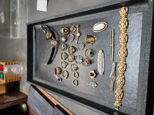 Gold Dealer «Belleair Coins, Gold, & Diamonds», reviews and photos, 1350 W Bay Dr, Largo, FL 33770, USA