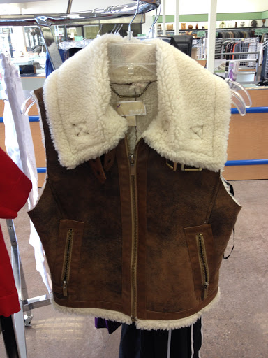 Donations Center «Goodwill», reviews and photos