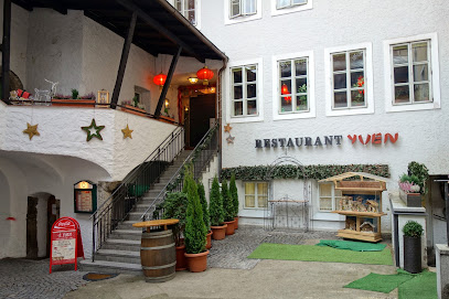 Yuen Restaurant - Getreidegasse 24, 5020 Salzburg, Austria