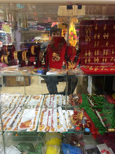 Indian Grocery Store «Nepali Store Cincinnatti Ohio», reviews and photos, 3091 W Galbraith Rd, Cincinnati, OH 45239, USA