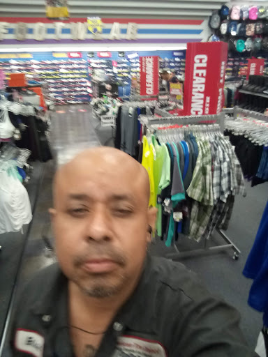 Sporting Goods Store «Big 5 Sporting Goods», reviews and photos, 13440 Whittier Blvd, Whittier, CA 90605, USA