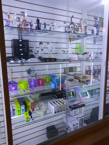 Tobacco Shop «Tobacco Outlet Plus», reviews and photos, 2311 18th Ave NE, Minneapolis, MN 55428, USA