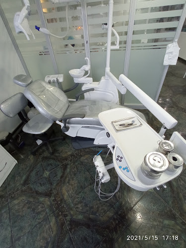 Opiniones de Centro odontológico Ramírez en Huaraz - Dentista