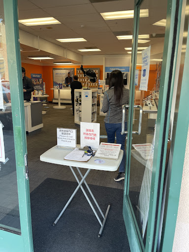 Cell Phone Store «AT&T Authorized Retailer», reviews and photos, 388 Ninth St #116, Oakland, CA 94607, USA