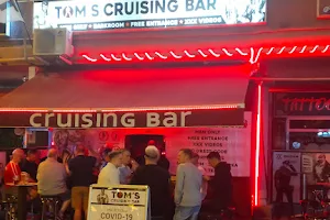 Tom's Cruising bar image