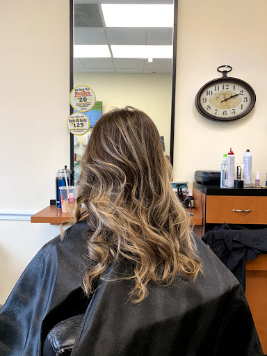 Hair Salon «Lemon Tree», reviews and photos, 678 NY-25A, Rocky Point, NY 11778, USA