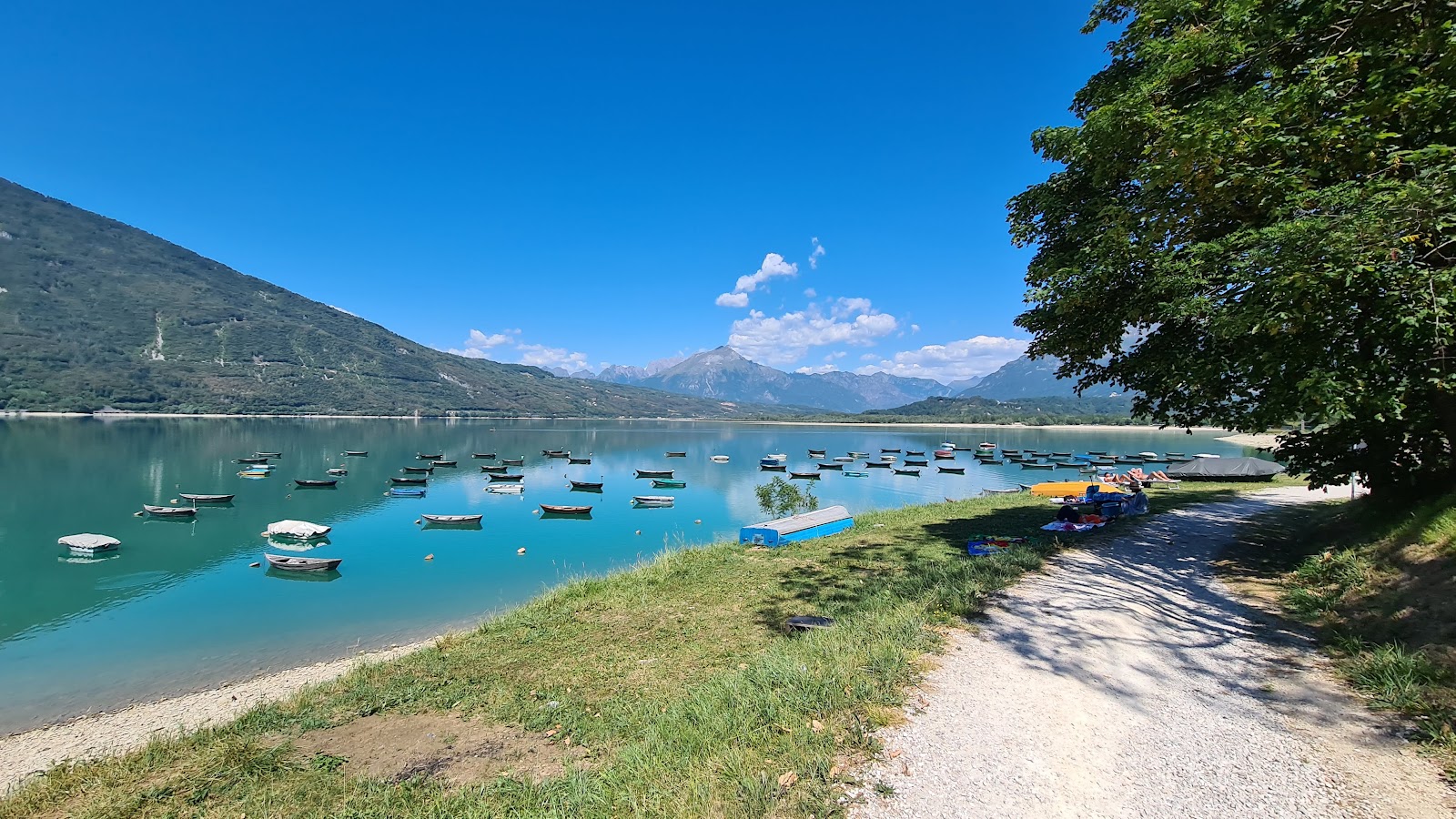 Foto di Spiaggia di Poiatte area servizi