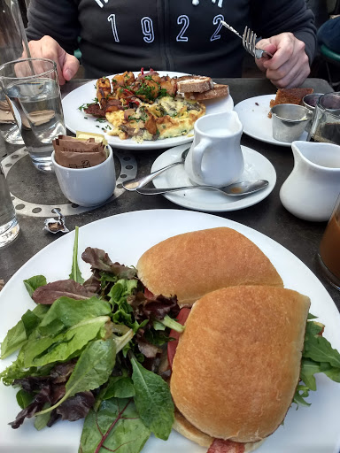 American Restaurant «LIC Market», reviews and photos, 21-52 44th Dr, Long Island City, NY 11101, USA