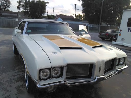 Auto Body Shop «Reynolds Body Shop, L.L.C.», reviews and photos, 4325 W Washington St, Indianapolis, IN 46241, USA