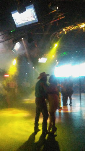 Night Club «El Portal», reviews and photos, 7024 Lawndale St, Houston, TX 77023, USA
