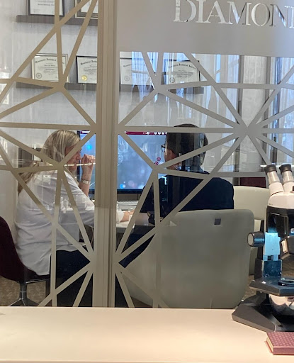 Jewelry Store «Helzberg Diamonds», reviews and photos, 6557 Grand Ave #200, Gurnee, IL 60031, USA