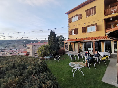 Restaurante El Milano Real - C. el Toleo, 05634 Hoyos del Espino, Ávila, Spain