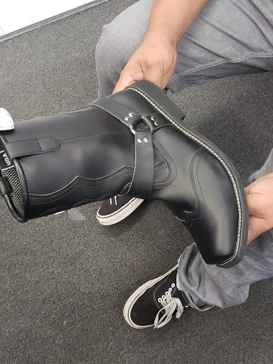 Motorcycle Parts Store «Cycle Gear», reviews and photos, 2040 Pacific Coast Hwy, Lomita, CA 90717, USA