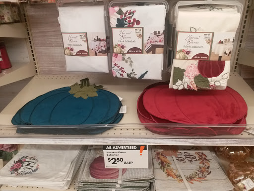 Discount Store «Big Lots», reviews and photos, 2260 MacArthur Dr, Orange, TX 77630, USA