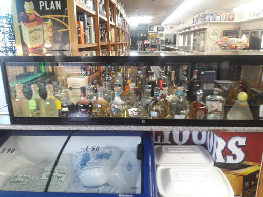 Liquor Store «Westwood Liquors», reviews and photos, 427 N Alma School Rd, Mesa, AZ 85201, USA