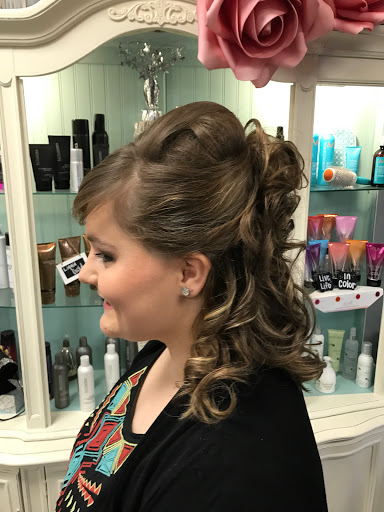Hair Salon «Mirrors Salon and Boutique», reviews and photos, 800 Battlefield Blvd S #103, Chesapeake, VA 23322, USA