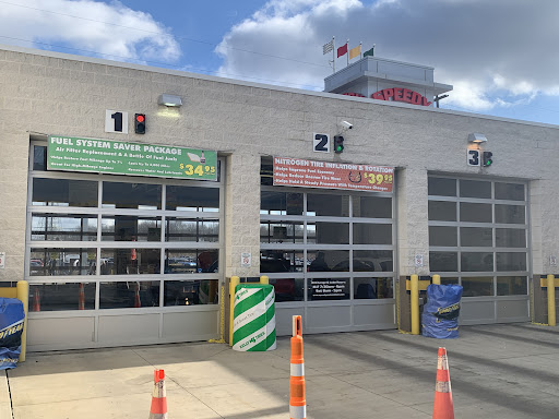 Speedy Wash and Lube-Quick Lube en Norton