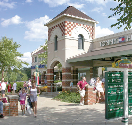 Shopping Mall «Grove City Premium Outlets», reviews and photos, 1911 Leesburg Grove City Rd, Grove City, PA 16127, USA