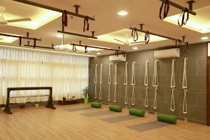 Dynamic Health Studio, image