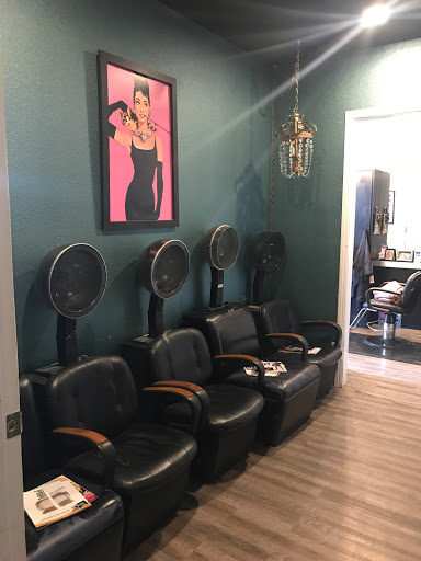 Beauty Salon «Bella Salon and Spa», reviews and photos, 801 E Lake Ave, Watsonville, CA 95076, USA