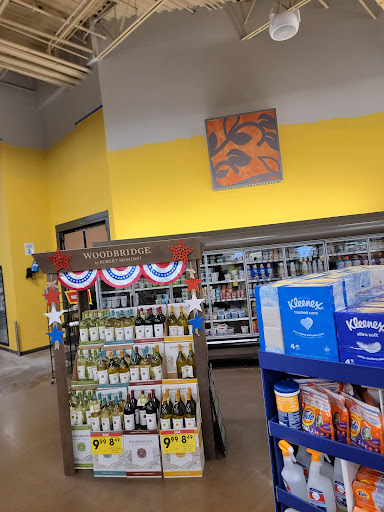 Shopping Mall «Poplar Plaza Shopping Center», reviews and photos, 3440 Poplar Ave, Memphis, TN 38111, USA