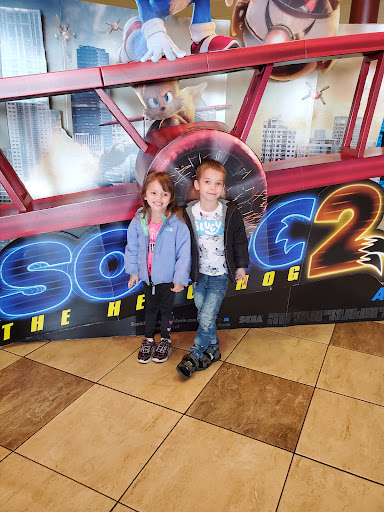 Movie Theater «Goodrich Savoy 16 IMAX», reviews and photos, 232 Burwash Ave, Savoy, IL 61874, USA