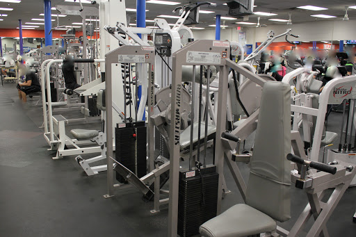 24 Hour Fitness image