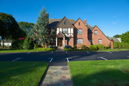 Cremation Service «MacKinnon Funeral Home, Inc.», reviews and photos, 760 Washington St, Whitman, MA 02382, USA