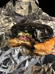 Photo n°22 de Black & White Burger Strasbourg à Strasbourg ()