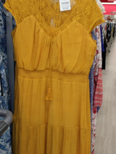 Clothing Store «Burlington Coat Factory», reviews and photos, 4790 Everhard Rd NW, Canton, OH 44718, USA