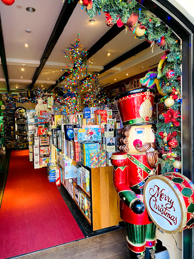 Toy Store «Engine Ear Toys», reviews and photos, 879 Newport Center Dr, Newport Beach, CA 92660, USA