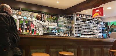 Bar des Arcades à Chaource