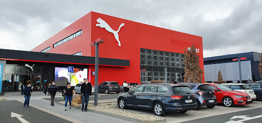 Läden, um Jogginghosen zu kaufen Nuremberg
