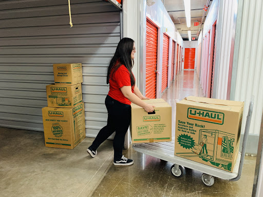 RV Storage Facility «U-Haul Moving & Storage at Grand Ave & Bell Rd», reviews and photos, 13440 W Bell Rd, Surprise, AZ 85378, USA