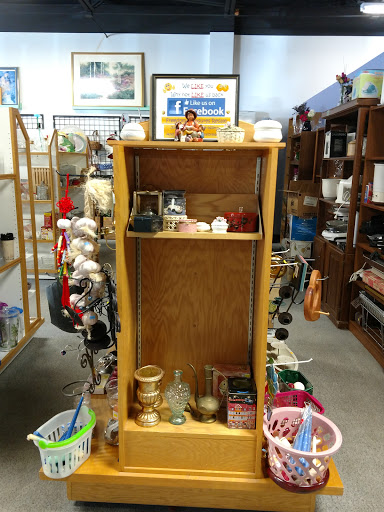 Thrift Store «Freedom Treasures Resale Store», reviews and photos, 7570 Cooley Lake Rd, Waterford Twp, MI 48327, USA