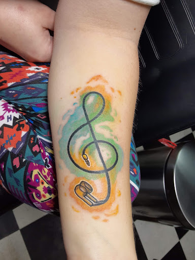 Tattoo Shop «Art In Motion Inc Tattooing», reviews and photos, 415 S Broadway St, Medina, OH 44256, USA