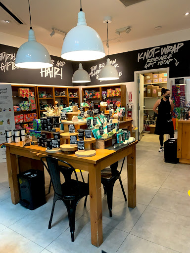 Cosmetics Store «Lush», reviews and photos, 4200 Conroy Rd, Orlando, FL 32839, USA
