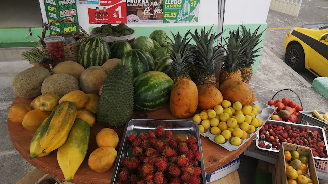 Opiniones de La Frutería Minimarket en Quito - Frutería