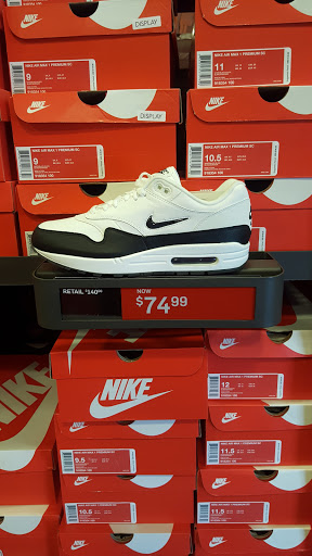 Clothing Store «Nike Factory Store», reviews and photos, 10700 Factory Shop Blvd, Gulfport, MS 39503, USA