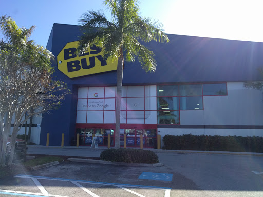 Electronics Store «Best Buy», reviews and photos, 1880 Palm Beach Lakes Blvd, West Palm Beach, FL 33401, USA