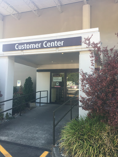 Shipping and Mailing Service «UPS Customer Center», reviews and photos, 4455 7th Ave S, Seattle, WA 98108, USA