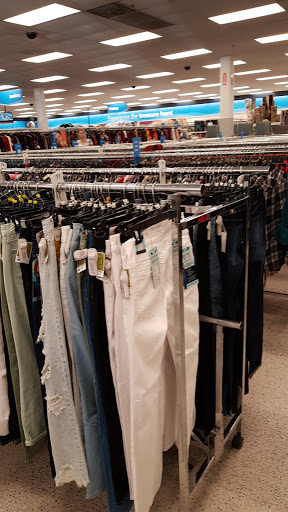 Clothing Store «Ross Dress for Less», reviews and photos, 1375 SE 17th St, Fort Lauderdale, FL 33316, USA