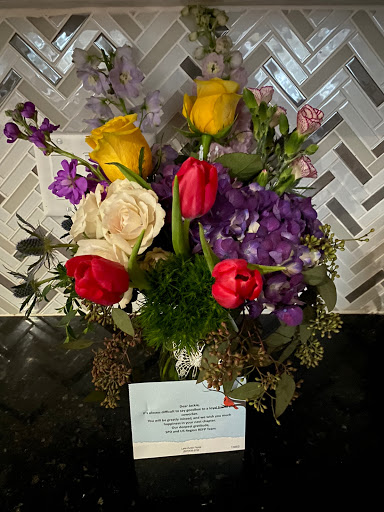 Florist «Lake Zurich Florist», reviews and photos, 34 E Main St, Lake Zurich, IL 60047, USA